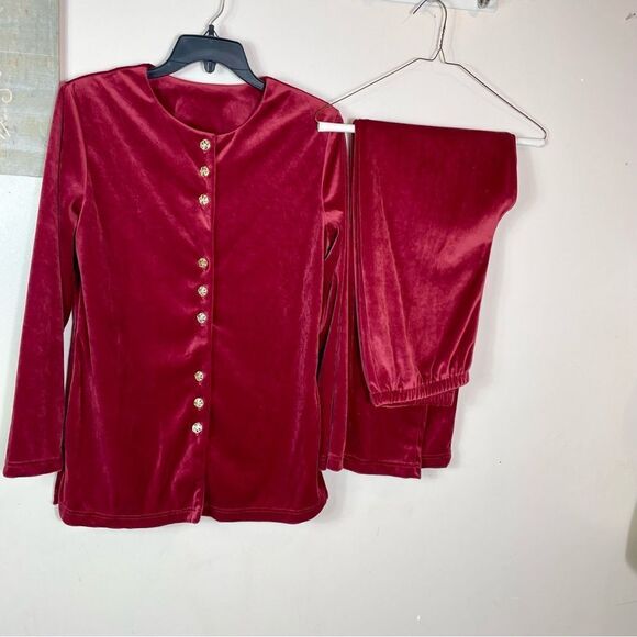 Willow Ridge track suit/velvett - Picture 1 of 6